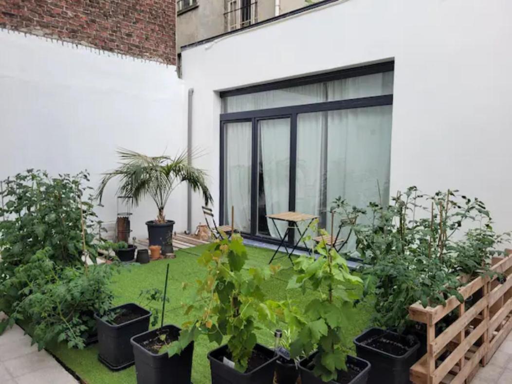Brand New Iris Room With Private Bathroom And Balcony Brussel Bagian luar foto